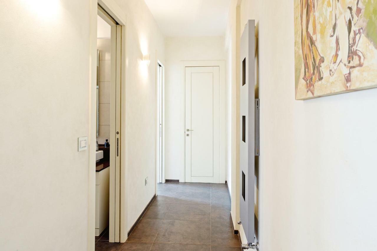 Bari Airport Seaview Apartment Luaran gambar